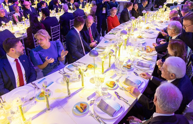 OLIMPIADI, CI SIAMO <BR> ALLE 20 LâAPERTURA