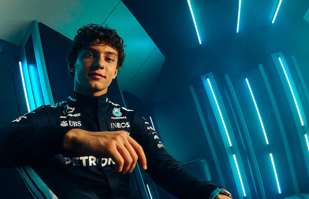 FORMULA 1, ANTONELLI <br>IN POLE A SUZUKA