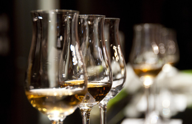 VINO, IN ETICHETTA <br> IL NOME 