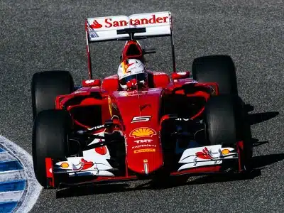 FORMULA 1: FERRARI, VETTEL GIAâ VOLA NELLE PRIME PROVE LIBERE