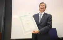 INTESA SP, MESSINA: <BR> SOLIDI MA SOSTENIBILI