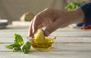 Lâolio Farchioni nella lista dei migliori extravergini del Guardian 