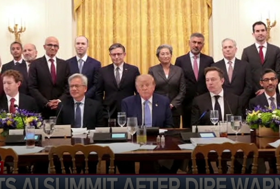TRUMP: ABBIAMO VARATO <BR> LA COSTITUZIONE DELLâIA
