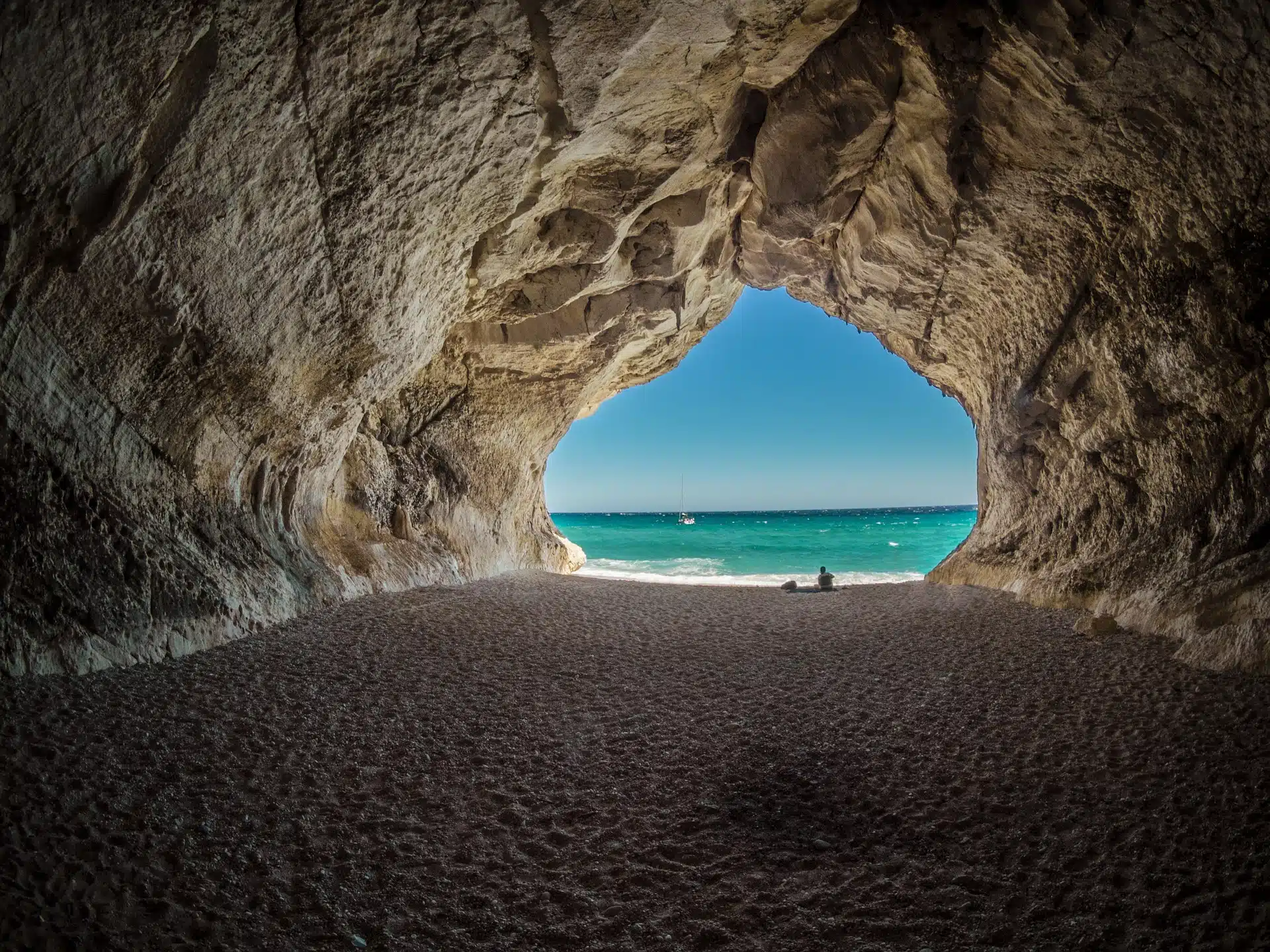 Tra Supramonte e il mare sardo