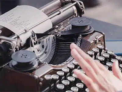 POETRY, âNON SOLO MUSEâ AT THE LONDON ICI 
