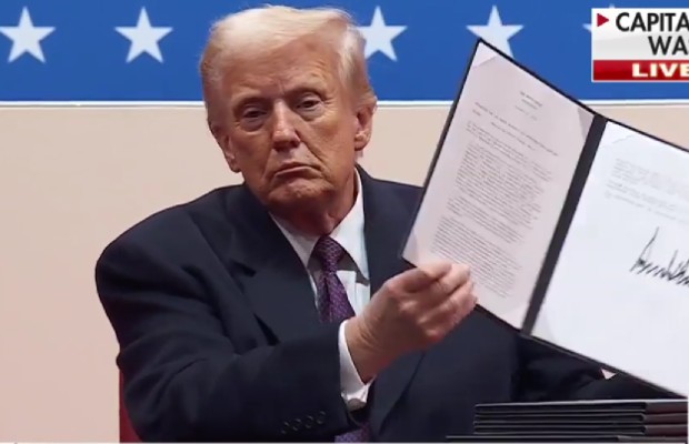 TRUMP CHIUDE LA PORTA <BR> A BRUXELLES E PECHINO