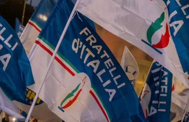 CARDINI: A DESTRA <BR> ENCEFALOGRAMMA PIATTO