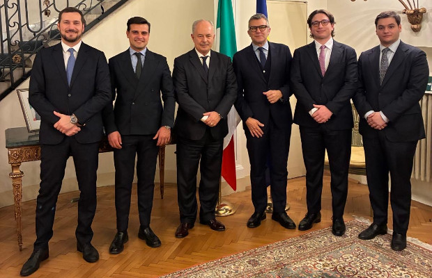 Sofia, incontro in Ambasciata sulle tre tappe bulgare del Giro dâItalia 2026