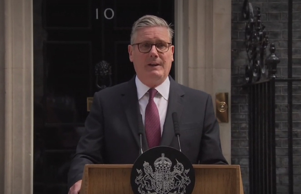 STARMER DIMESSO, TOCCA <br> AL CATTOLICO BURNHAM