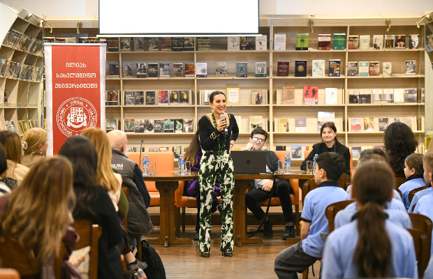  Presentato il nuovo dizionario italiano-georgiano 