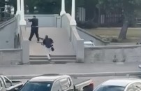 LâAUSTRALIA ORA CHIEDE <BR> UNA STRETTA SULLE ARMI