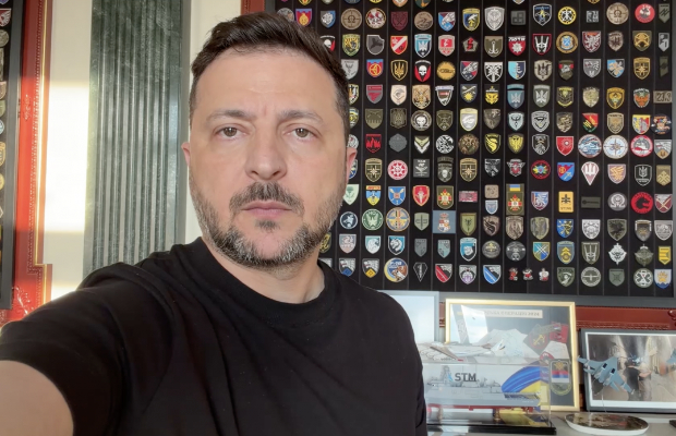 ZELENSKY A PUTIN: VEDIAMOCI <BR> PER PORRE FINE ALLA GUERRA 