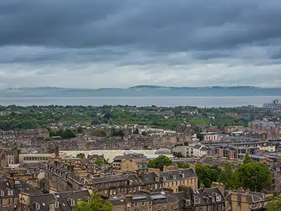 LAVORO, EDIMBURGO: BORSE STUDIO DAL COMITES  
