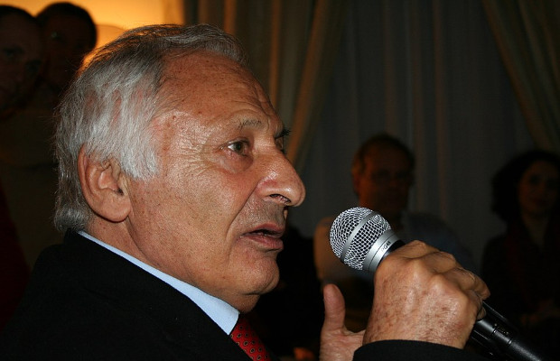 MOGOL: SBAGLIAI A NON <BR> FARE PACE CON BATTISTI