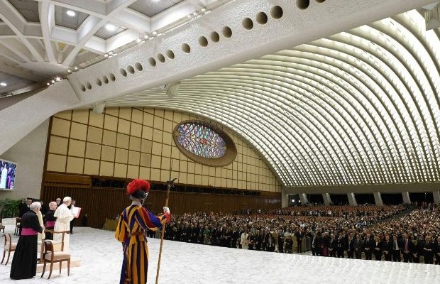  ''DISARMIAMO PAROLE <br> PER DISARMARE TERRA'' 