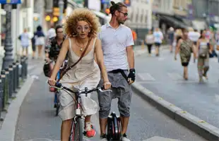 LâItalia cambia stile di vita e corre in sella alle bici: i km di piste ciclabili sono 200 in piÃ¹