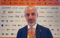 AGUGGINI (INTESA SP): CREDIAMO <BR> NELL'IA RESPONSABILE