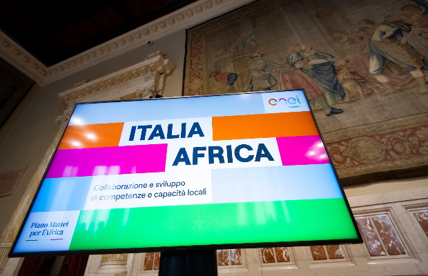 ITALIA-AFRICA: NON ESISTE <br> TRANSIZIONE ENERGETICA <br> SENZA COMPETENZE