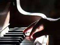   ÙÙØ³ÙÙÙØ Ø§ÙÙÙØ³Ø§: Ø­ÙÙ ØªÙØ±ÙÙÙ ÙØ¹Ø§Ø²Ù Ø§ÙØ¨ÙØ§ÙÙ ÙÙØ±ÙÙØªØ´Ù Ø¨ÙØ²ÙÙÙ