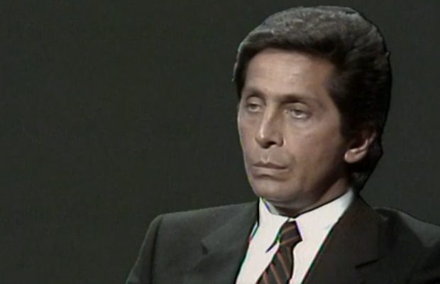 VALENTINO, LA MODA <BR> PIANGE âLâIMPERATOREâ