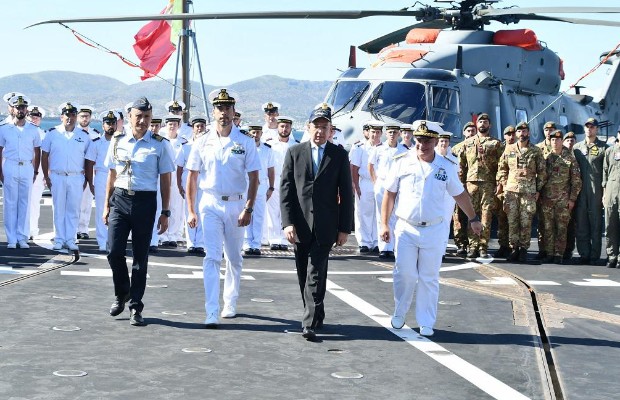  Grecia, lâAmbasciatore Cuculi visita la Nave Bergamini