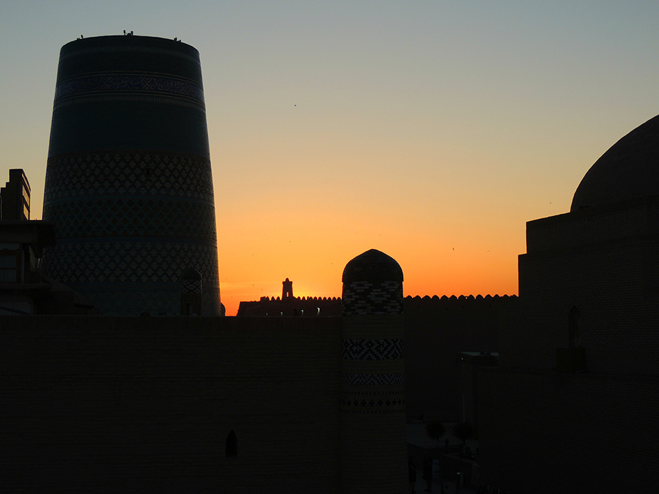 749 - tramonto a Khiva - Uzbekistan
