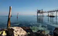 La costa dei trabocchi e i âragni gigantiâ dellâAbruzzo