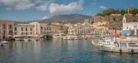 Lipari, perla delle isole Eolie in Sicilia