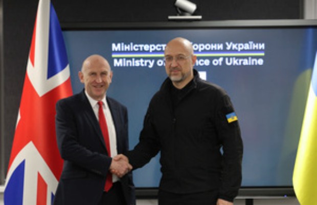 LONDRA: SVILUPPEREMO <BR> SUPER MISSILE PER KIEV