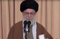 KHAMENEI NON MOLLA <BR> USA VERSO INTERVENTO?