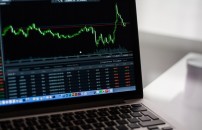 MOODY'S PROMUOVE L'ITALIA <BR> GIORGETTI SORRIDE