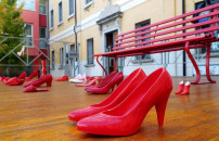 Nessun raptus, <br> la violenza Ã¨ mite