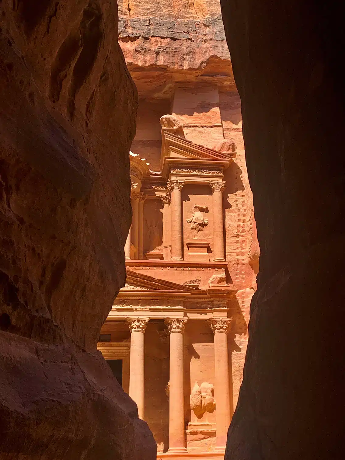 1060 - Il Tesoro visto dal Siq a Petra - Giordania