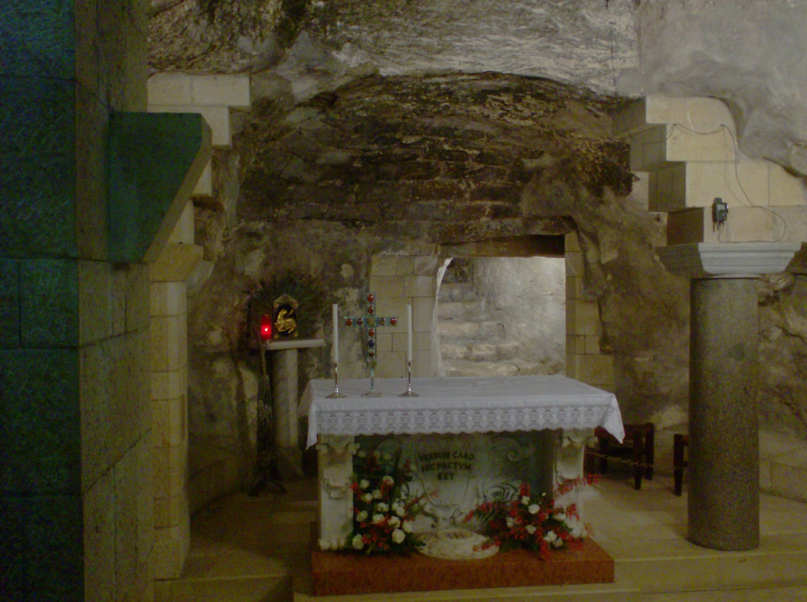 TECNICI TRENTINI PER LA GROTTA DELLâANNUNCIAZIONE