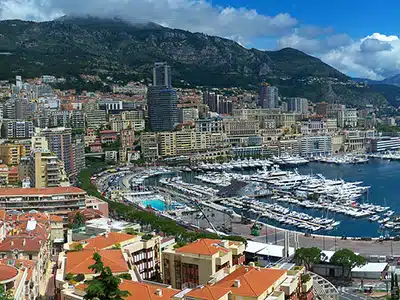 IMPRESE, COMMISSIONATA LA MASPERO ELEVATORI PER âMARETERRAâ A MONACO 