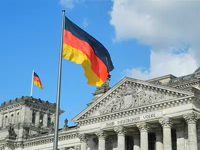 ITALIA-GERMANIA: RELAZIONI BILATERALI PIUâ SOLIDE
