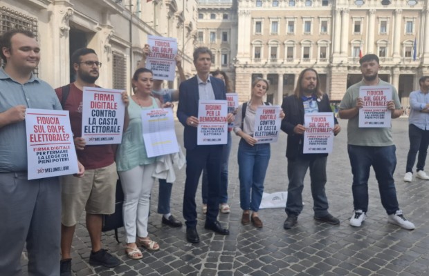 L. ELETTORALE, 3 FIDUCIE <BR> PROTESTA +EUROPA 