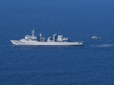 MARINA MILITARE: LA NAVE ETNA IN SOSTA AL PIREO