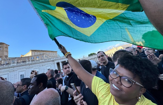 TRA I FEDELI: UN GIORNO <BR> CHE NON SI DIMENTICA