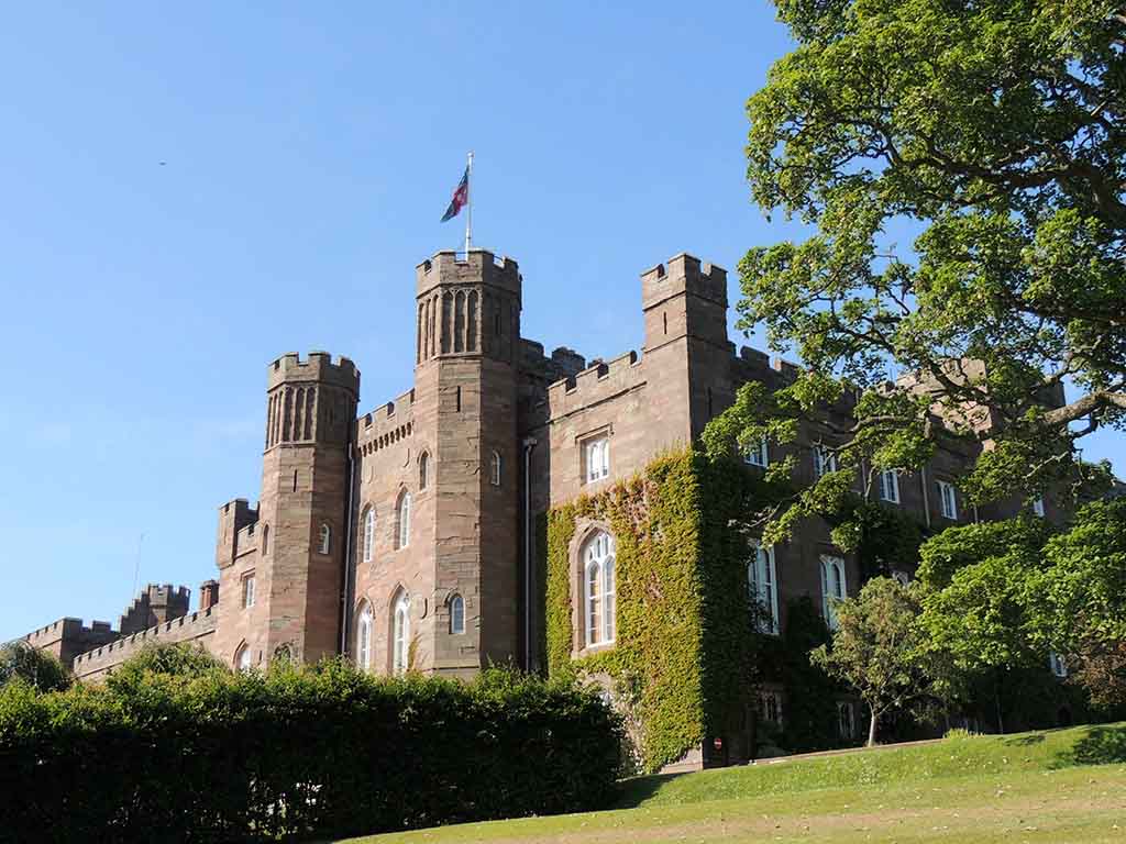 637 - Palazzo di Scone presso la cittadina di Perth - Scozia