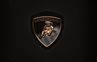 Lamborghini: la nuova gamma ibrida riceve premi in tutto il mondo
