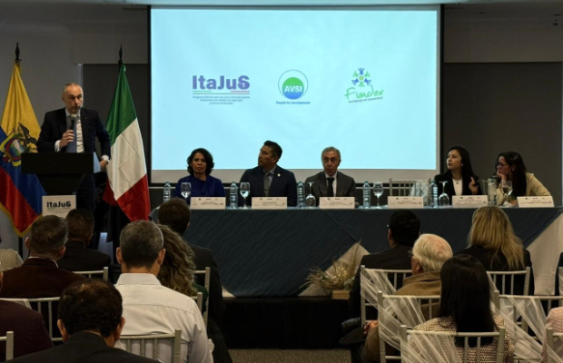 Ecuador: Amb. Davoli chiude corso di riabilitazione e reinserimento sociale