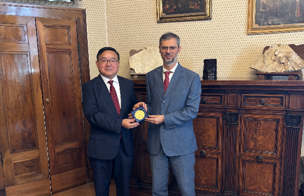 LâAmbasciatore Cinese allâUniversitÃ  per Stranieri di Perugia 