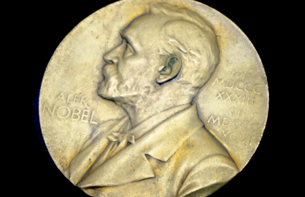 LASZLO KRASZNAHORKAI <BR> NOBEL LETTERATURA