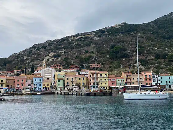 Porto Ercole: il borgo toscano dove morÃ¬ Caravaggio