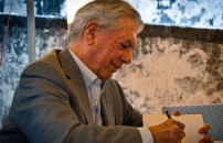 LA LETTERATURA PIANGE <BR> MARIO VARGAS LLOSA
