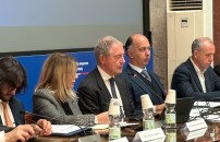 MODA, URSO: ARGINARE <BR> âLâINVASIONE CINESEâ