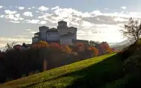 Tra le mura del castello di Torrechiara