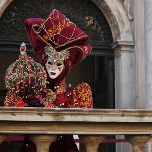 Carnival extravaganza welcomes over 120,000 tourists to Venice