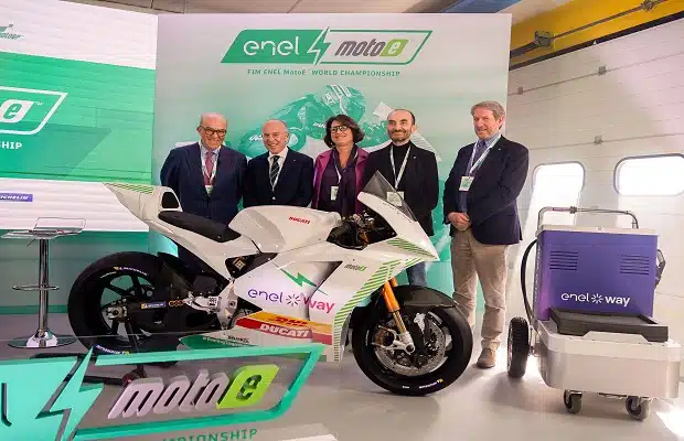 MOTO ELETTRICHE ENEL<BR> LA SFIDA Eâ MONDIALE